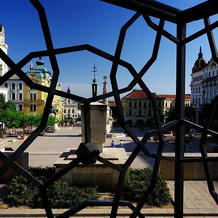 Heart Of Lux * Pécs
